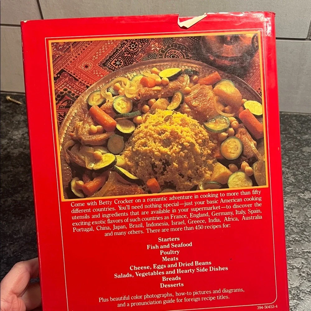 Betty Crocker International Cookbook 1980. Excellent condition
